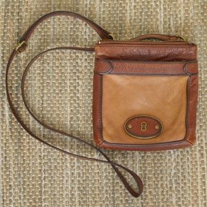 FOSSIL Brown Leather Purse 7.5"(H)x7.25"(W)x2"(D)